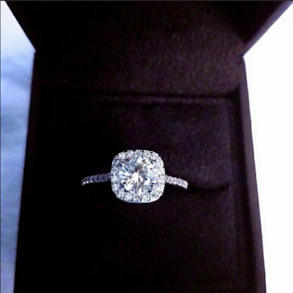 Diamond Pave Halo setting Cubic Zirconia Sterling Silver Engagement Ring Sz 8 - Picture 2 of 8
